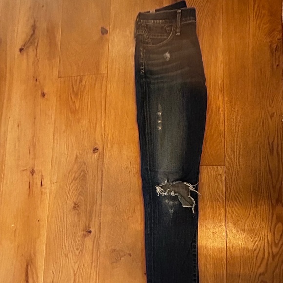 Citizens of Humanity high rise rocket distressed jeans. - Picture 3 of 6